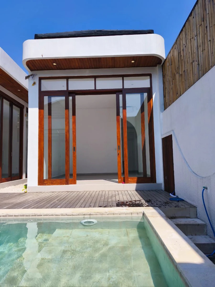 Brand new villa unfurnished for Rent 