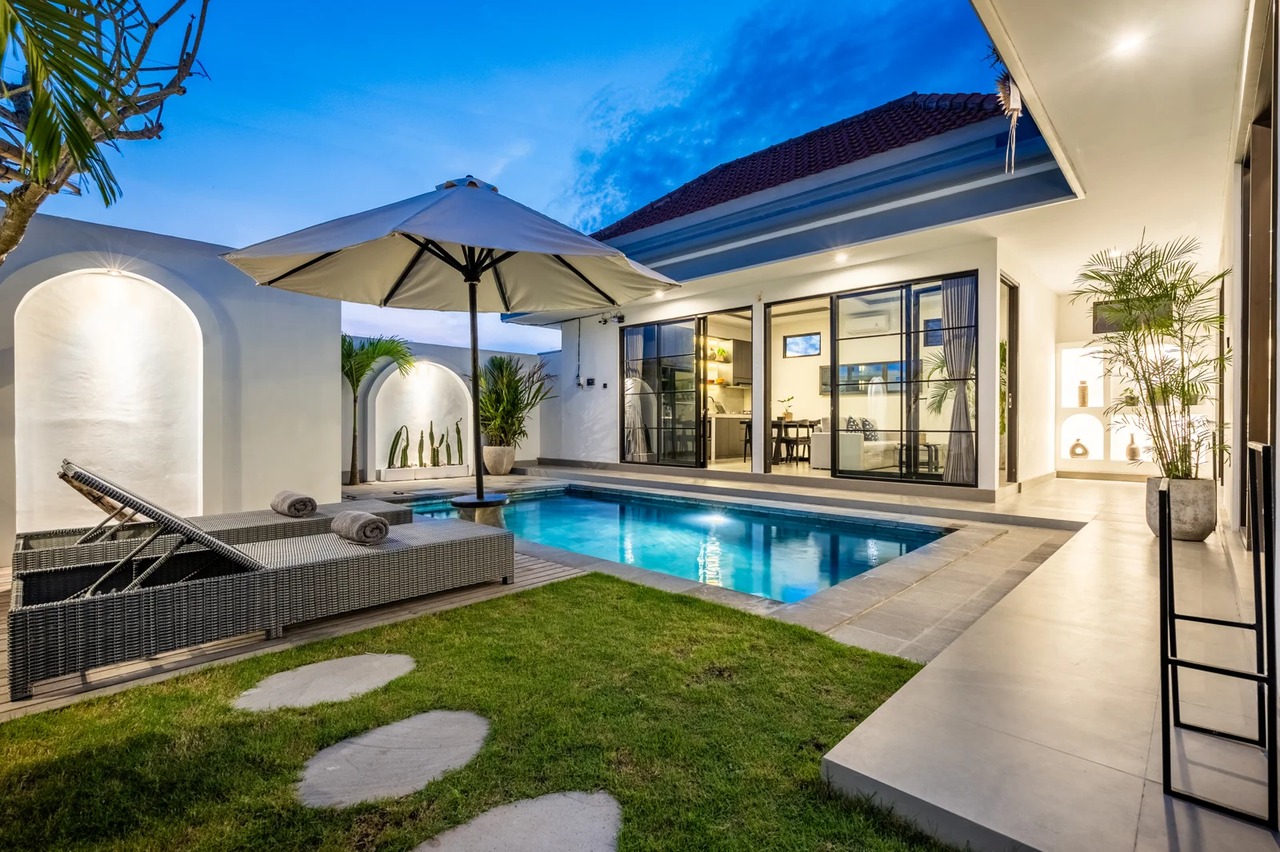 The R Villa Dempo| Tropical 2BR w/Pool