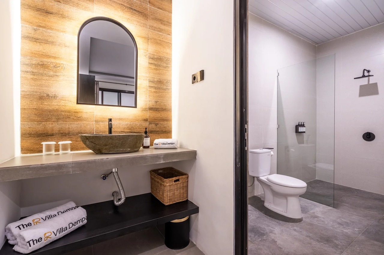The R Villa Dempo| Tropical 2BR w/Pool