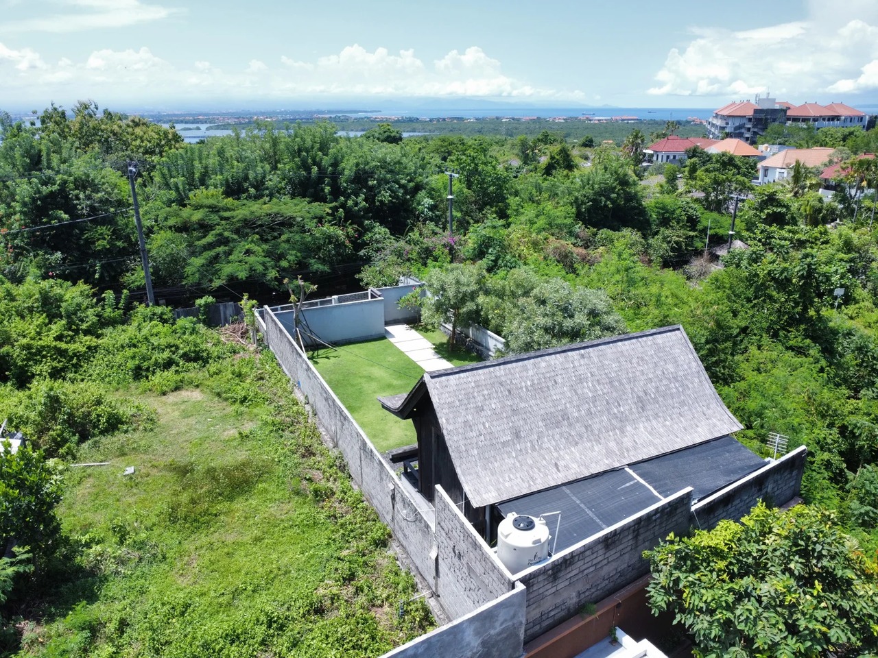 DO 56 - VILLA FOR SALE IN NUSA DUA BALI