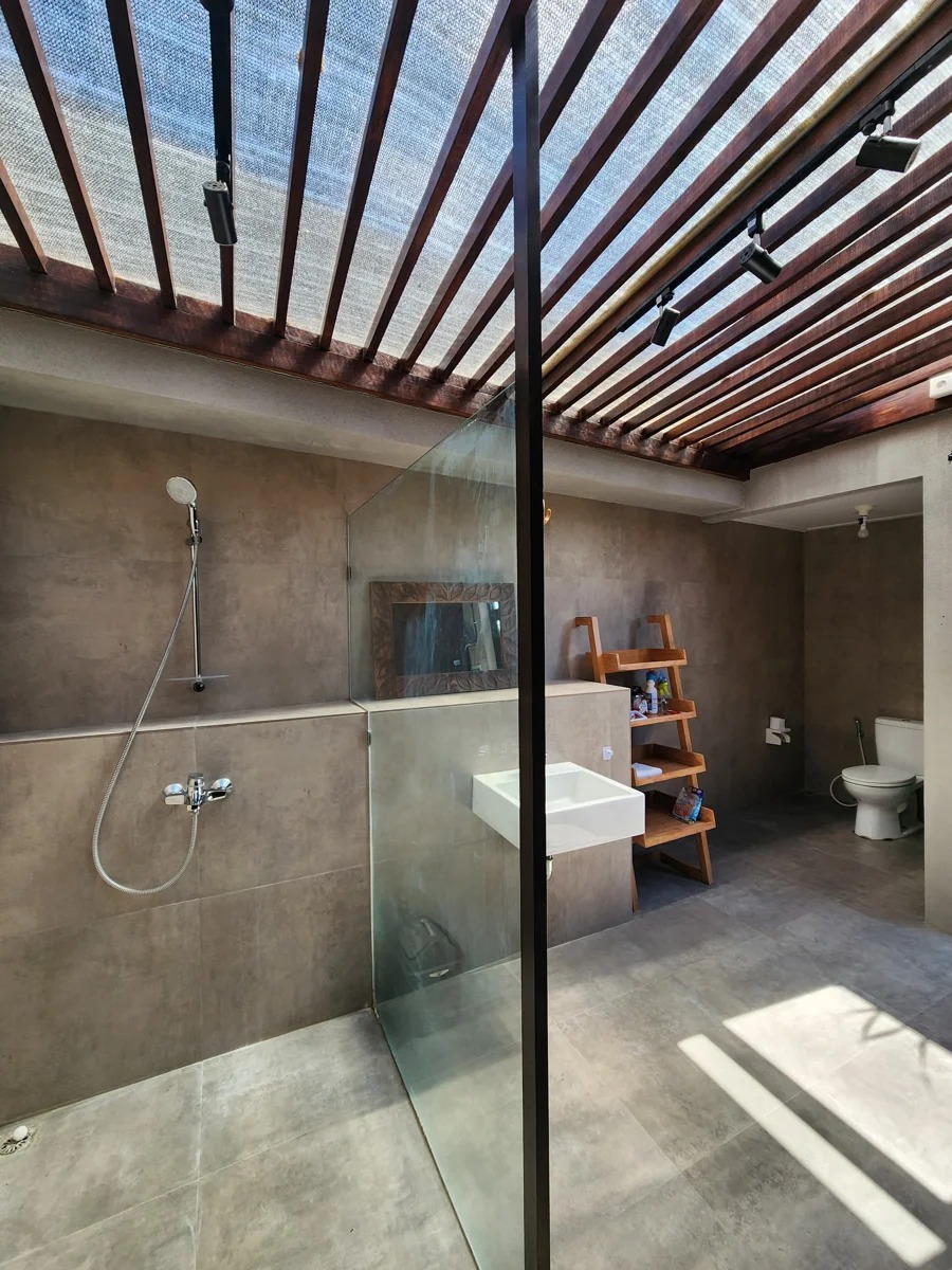 DO 56 - VILLA FOR SALE IN NUSA DUA BALI