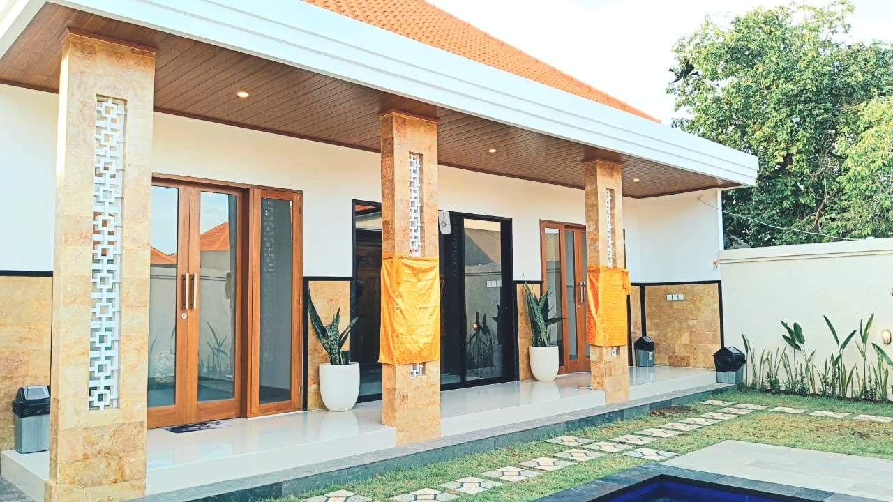New villa for rent in west by pass sanur