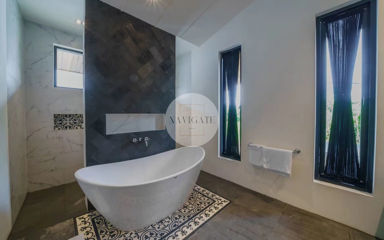 Villa Vince | Luxurious 4-Br Pererenan
