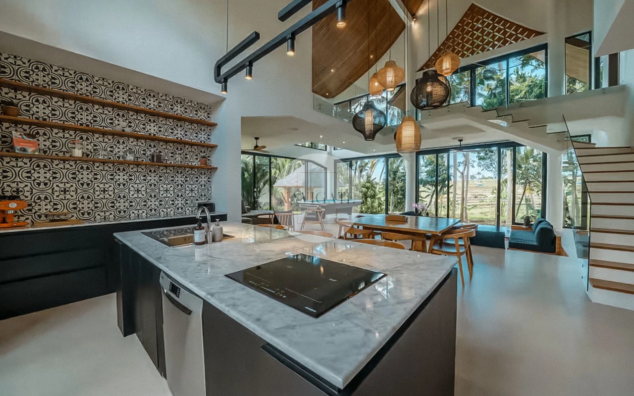 Villa Vince | Luxurious 4-Br Pererenan