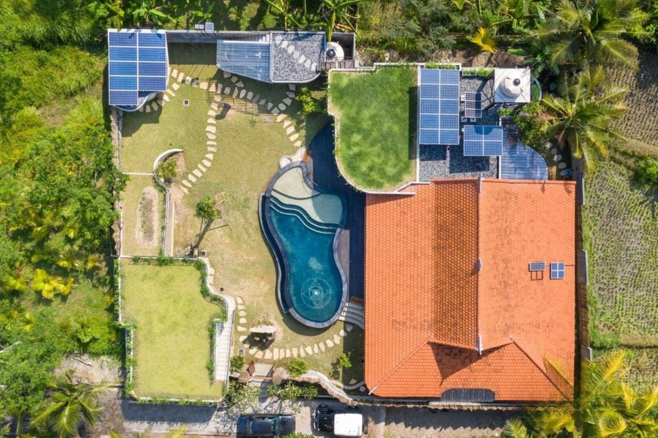 LEASEHOLD 4BR Jungle View Villa