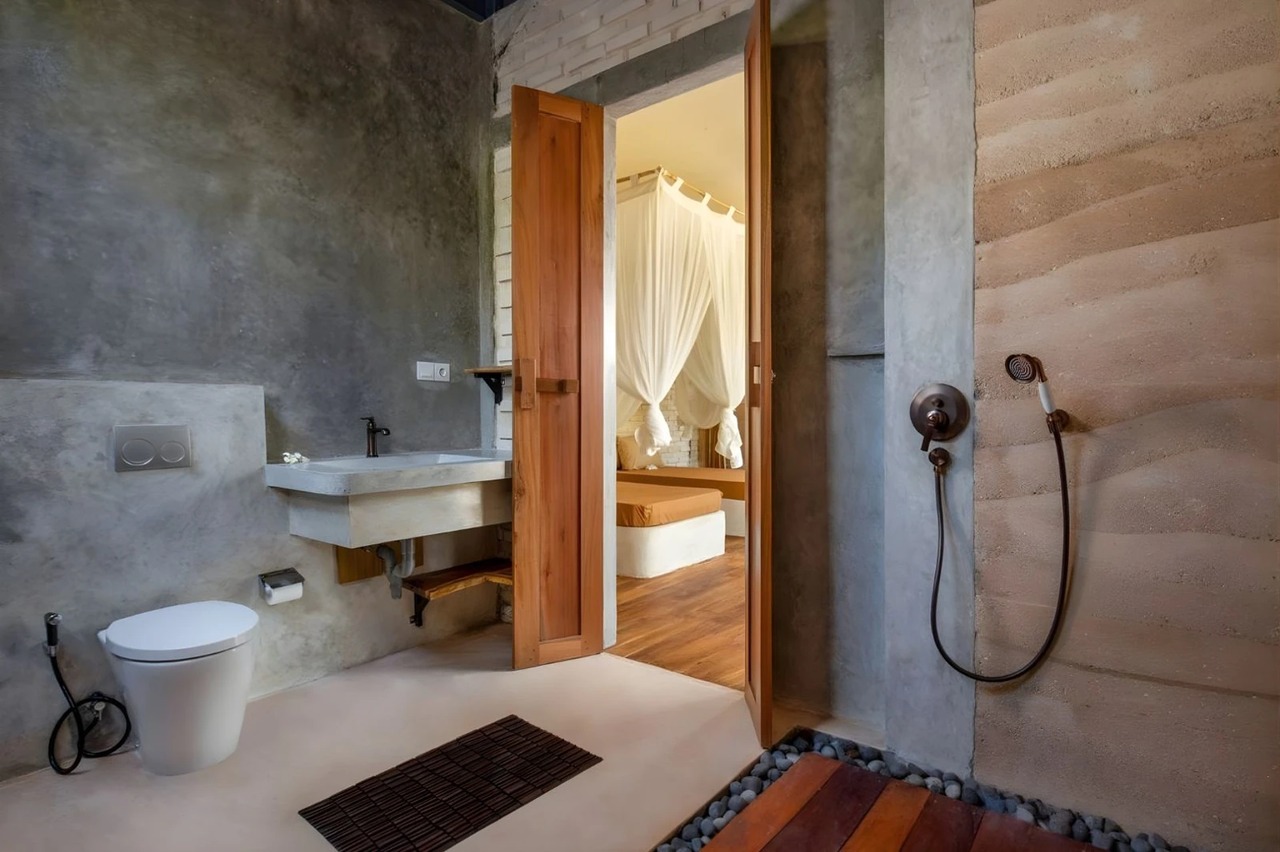 LEASEHOLD 4BR Jungle View Villa