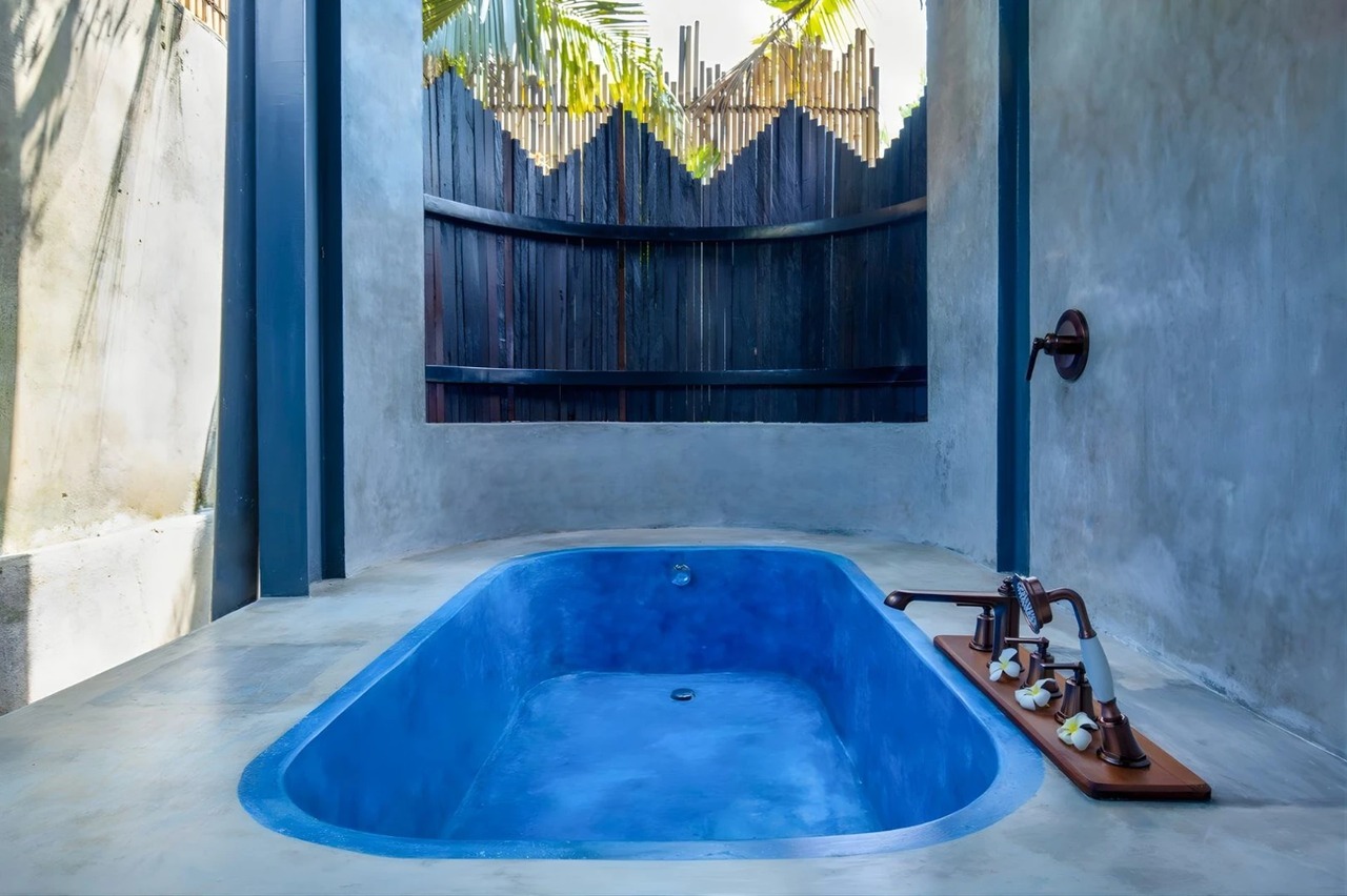 LEASEHOLD 4BR Jungle View Villa