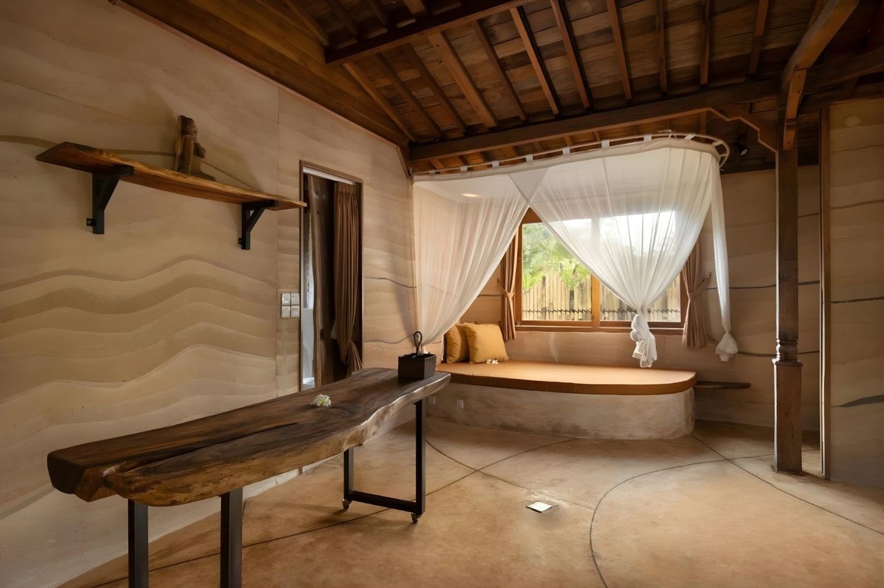 LEASEHOLD 4BR Jungle View Villa