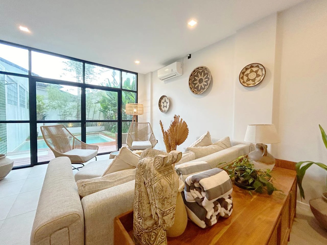 Modern 2 Beds Villa in Berawa - Canggu
