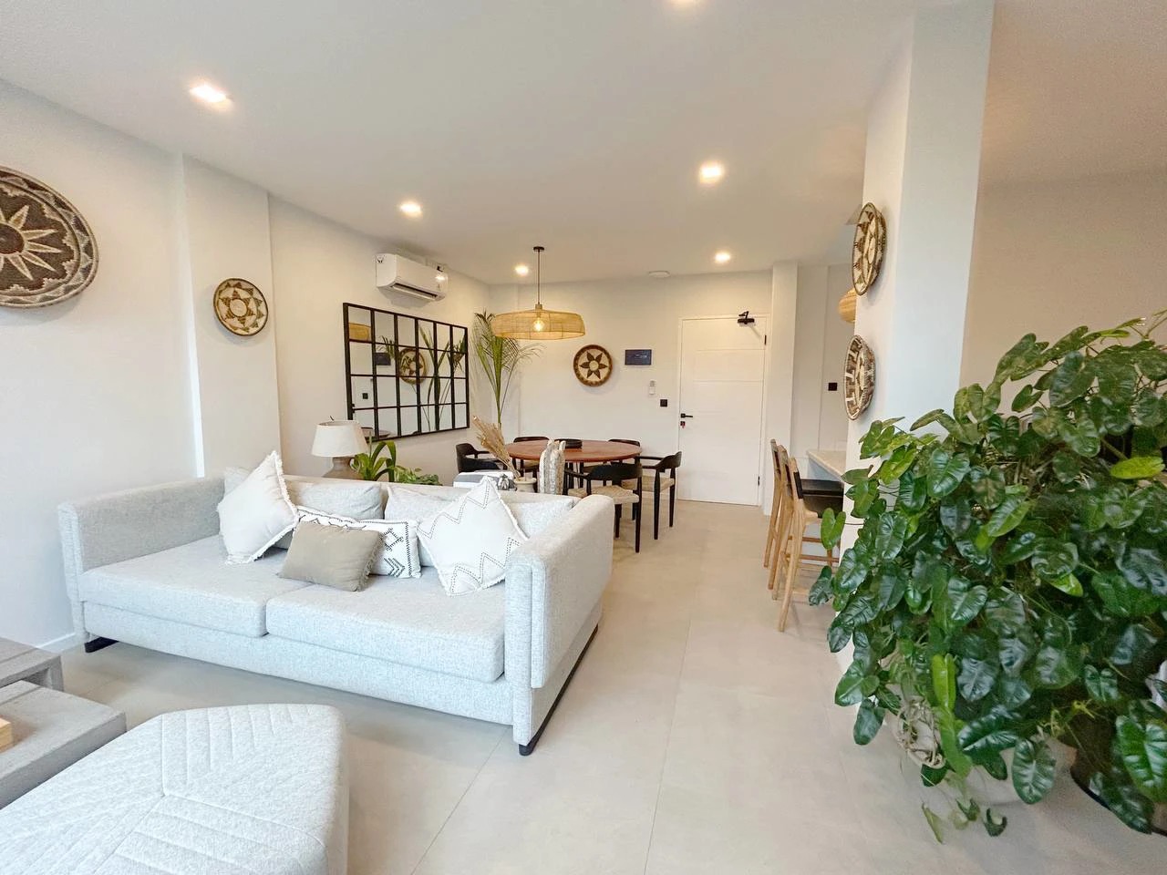 Modern 2 Beds Villa in Berawa - Canggu