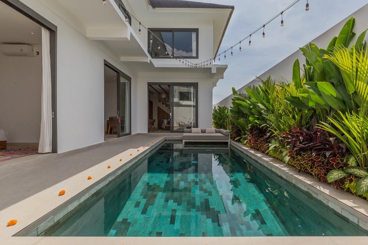 Ocean-Inspired 3BR Designer Villa in Uma