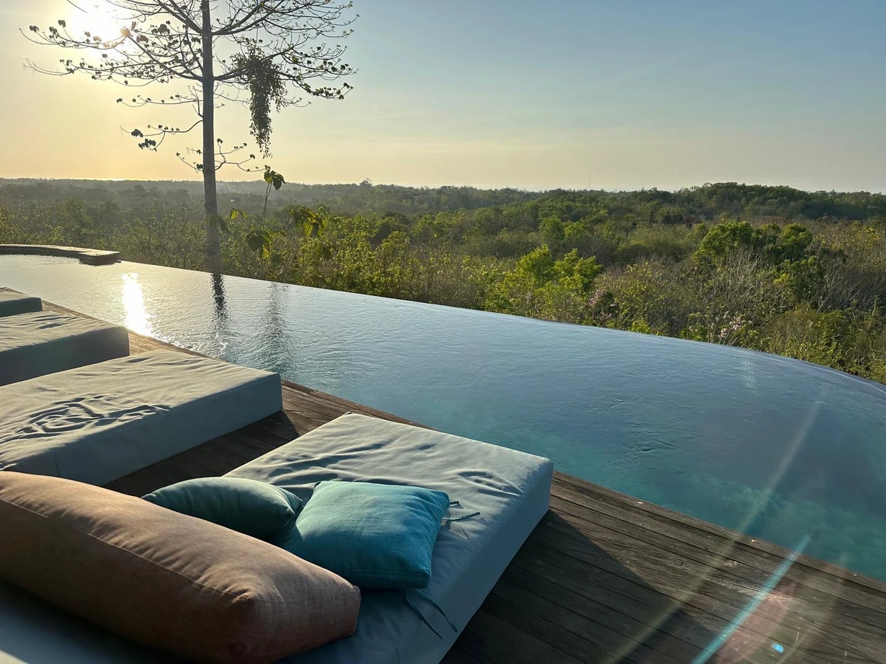 Panoramic 6BR Luxury Villa w/ Rooftop