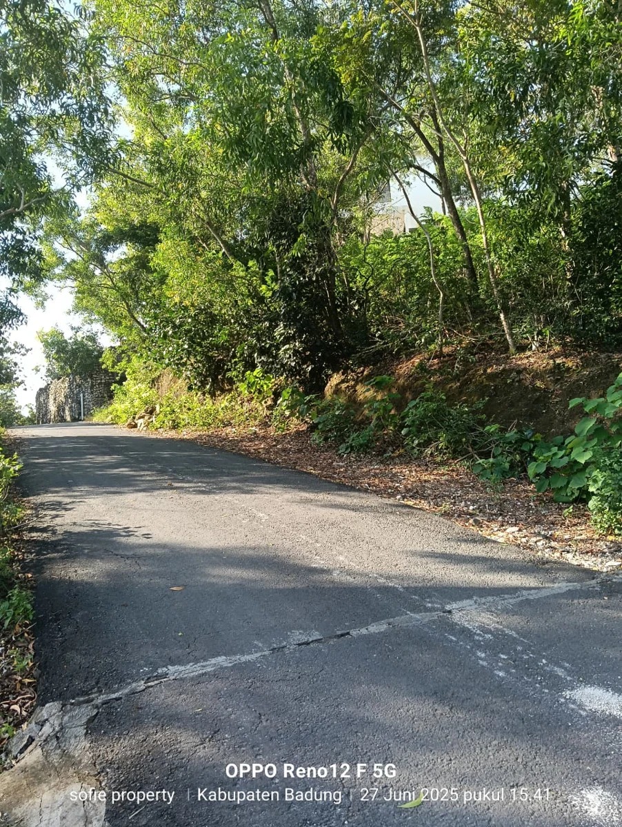 Leasehold Land in Padang-Padang
