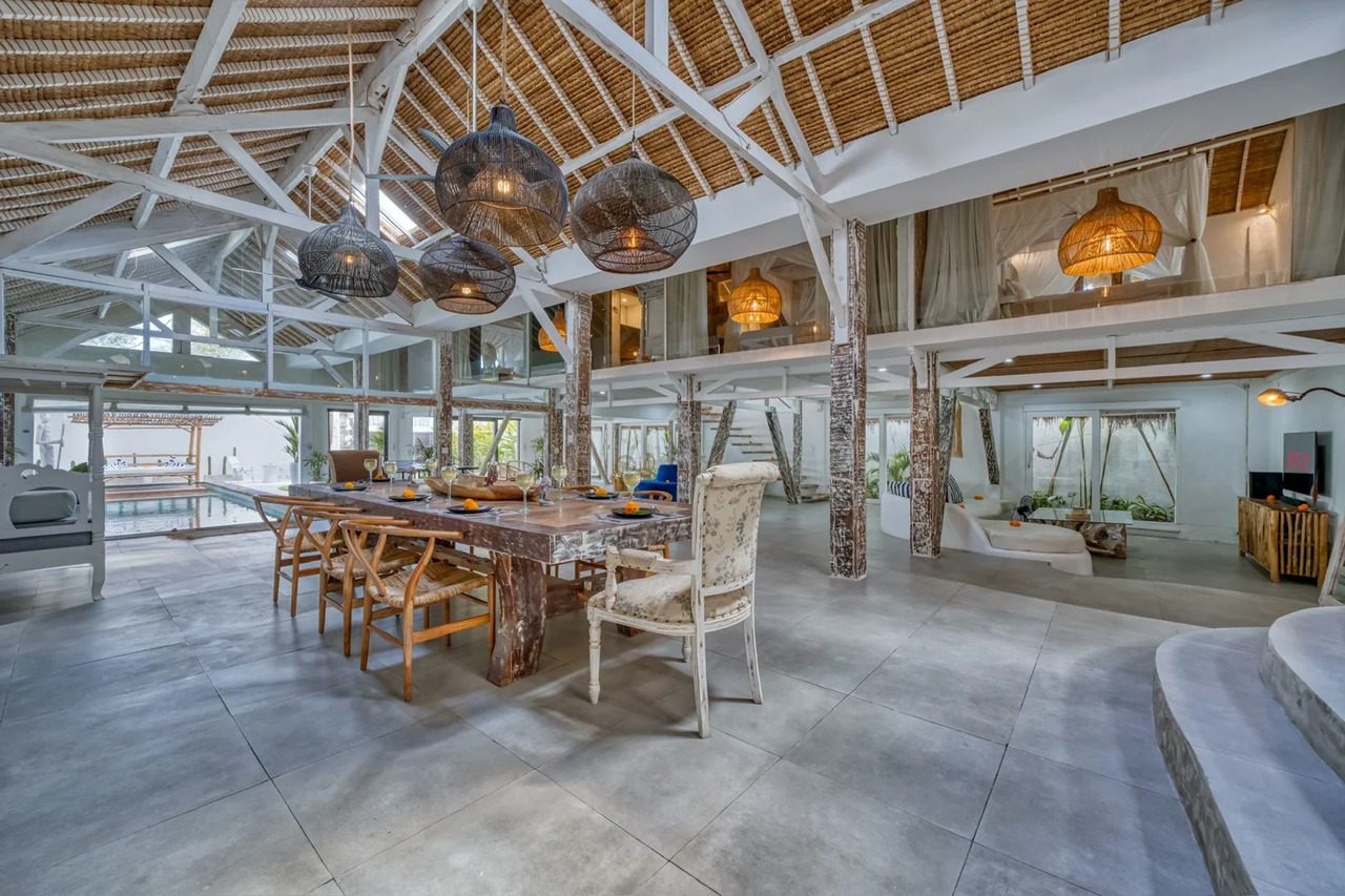 4BD Luxury Azur Cemagi Villa