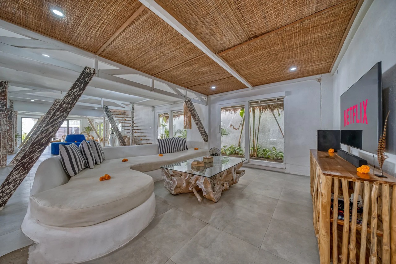 4BD Luxury Azur Cemagi Villa