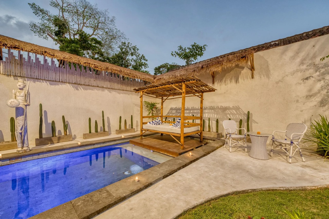 4BD Luxury Azur Cemagi Villa