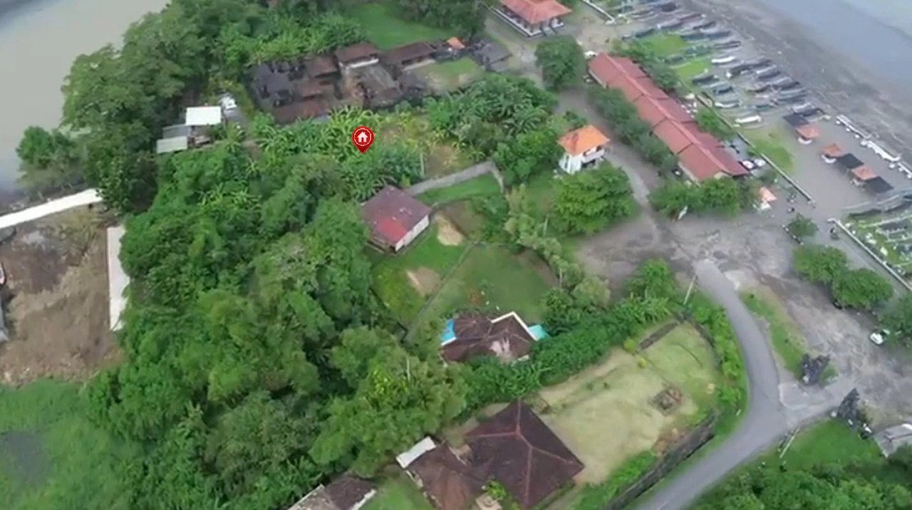 YEH GANGGA, 1410m² Oceanfront Gem