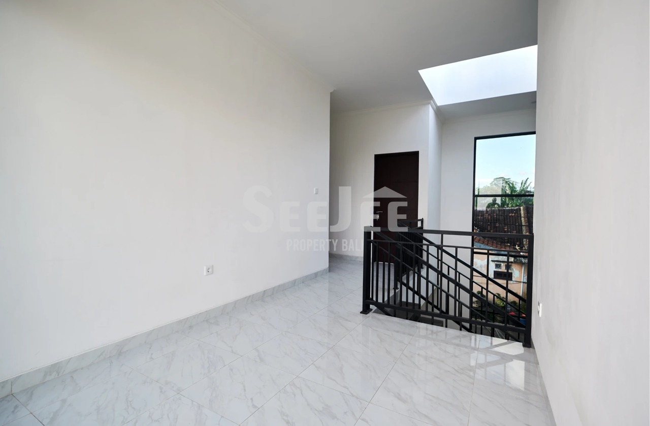 FREEHOLD MODERN HOUSE-VILLA IN PADONAN