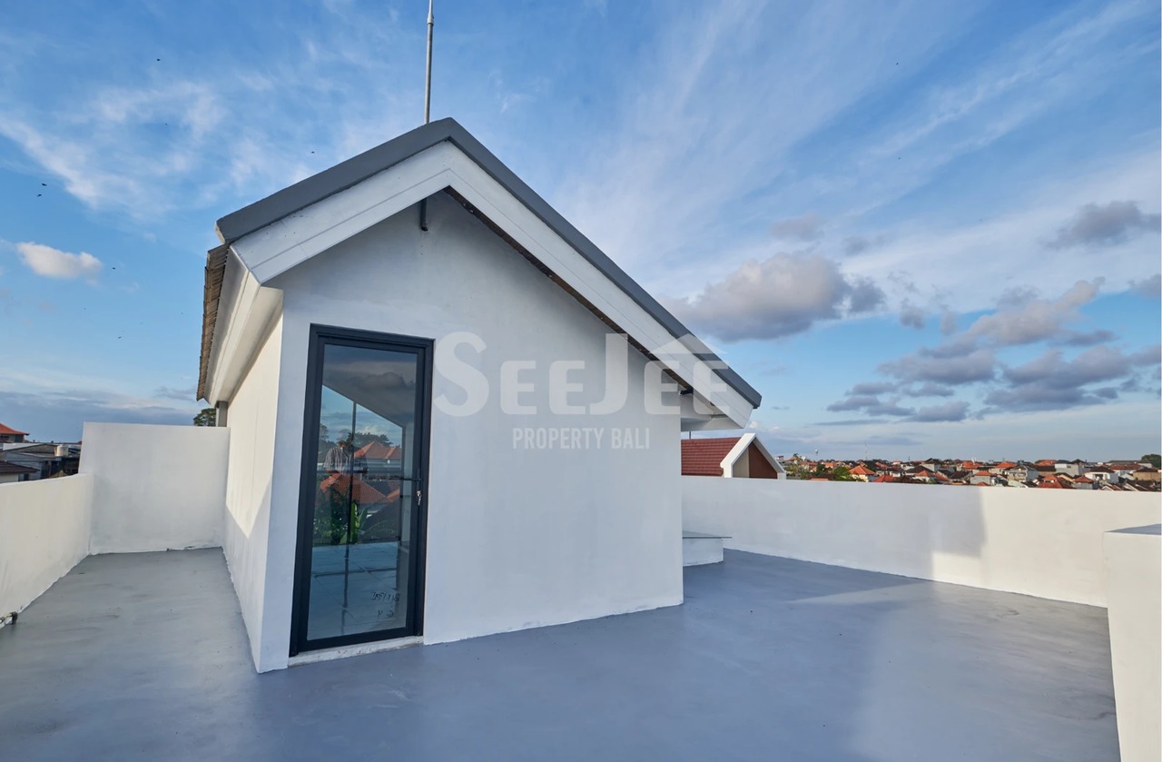 FREEHOLD MODERN HOUSE-VILLA IN PADONAN