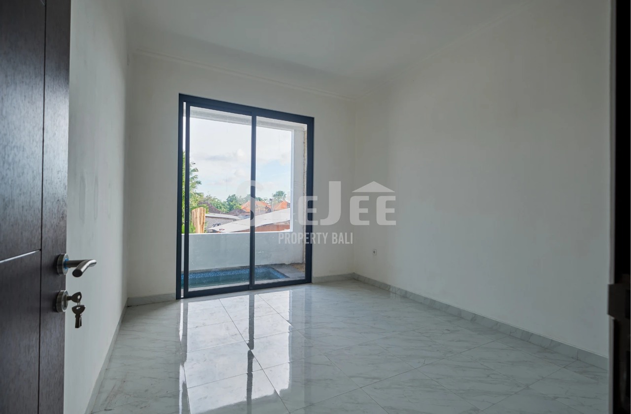 FREEHOLD MODERN HOUSE-VILLA IN PADONAN