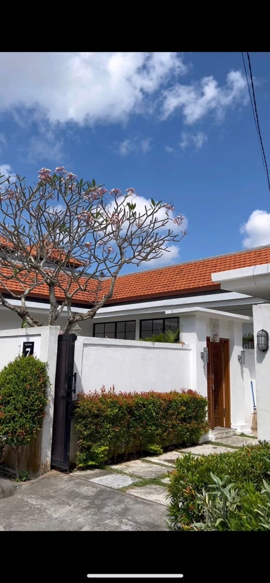 Stunning 3BR Villa Neighborhood Friendly