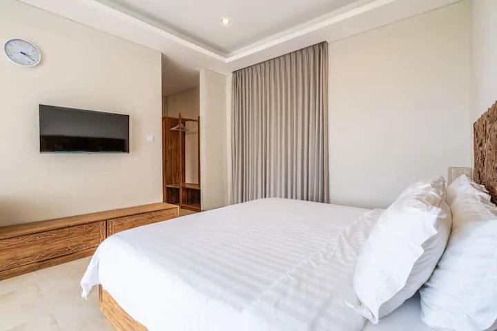 LUXURY VILLA OCEAN VIEW & GARDEN ULUWATU