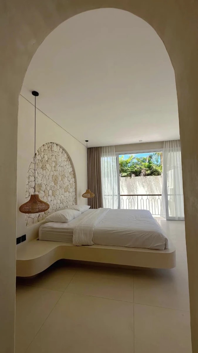 Luxurious 3BR Mediterranean Villa w/ Roo