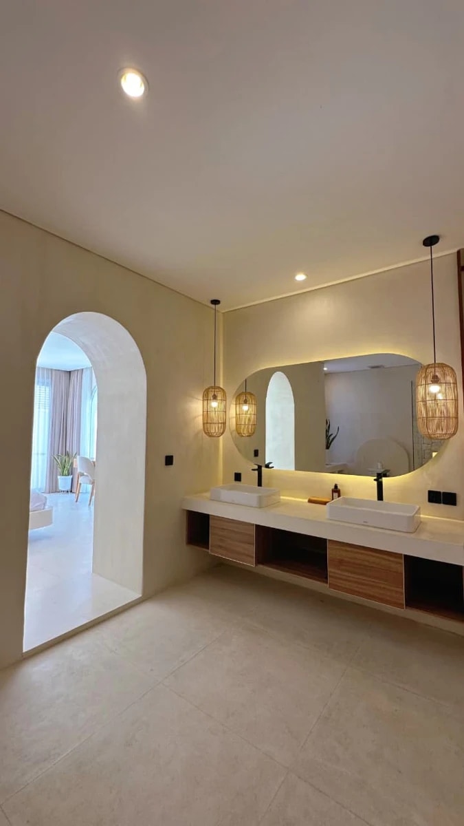 Luxurious 3BR Mediterranean Villa w/ Roo