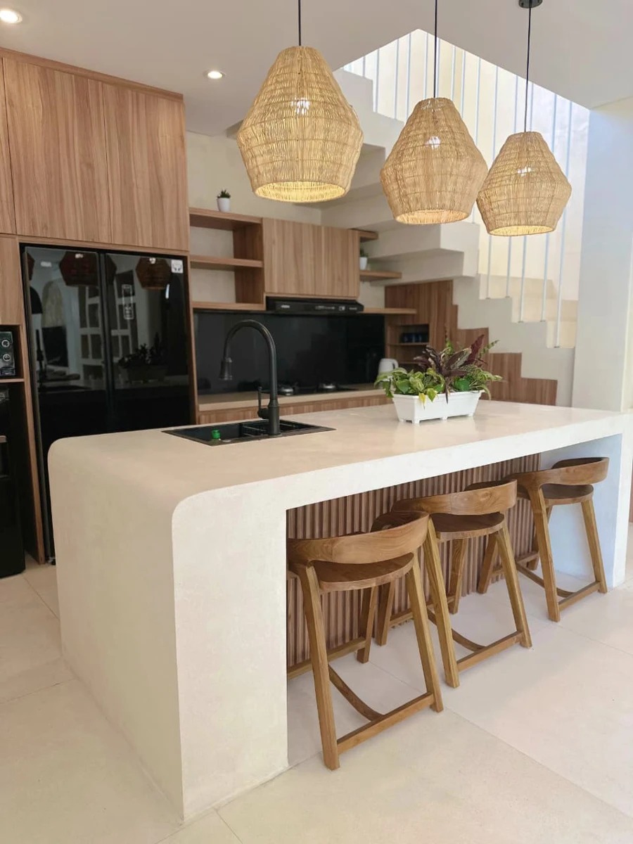 Luxurious 3BR Mediterranean Villa w/ Roo