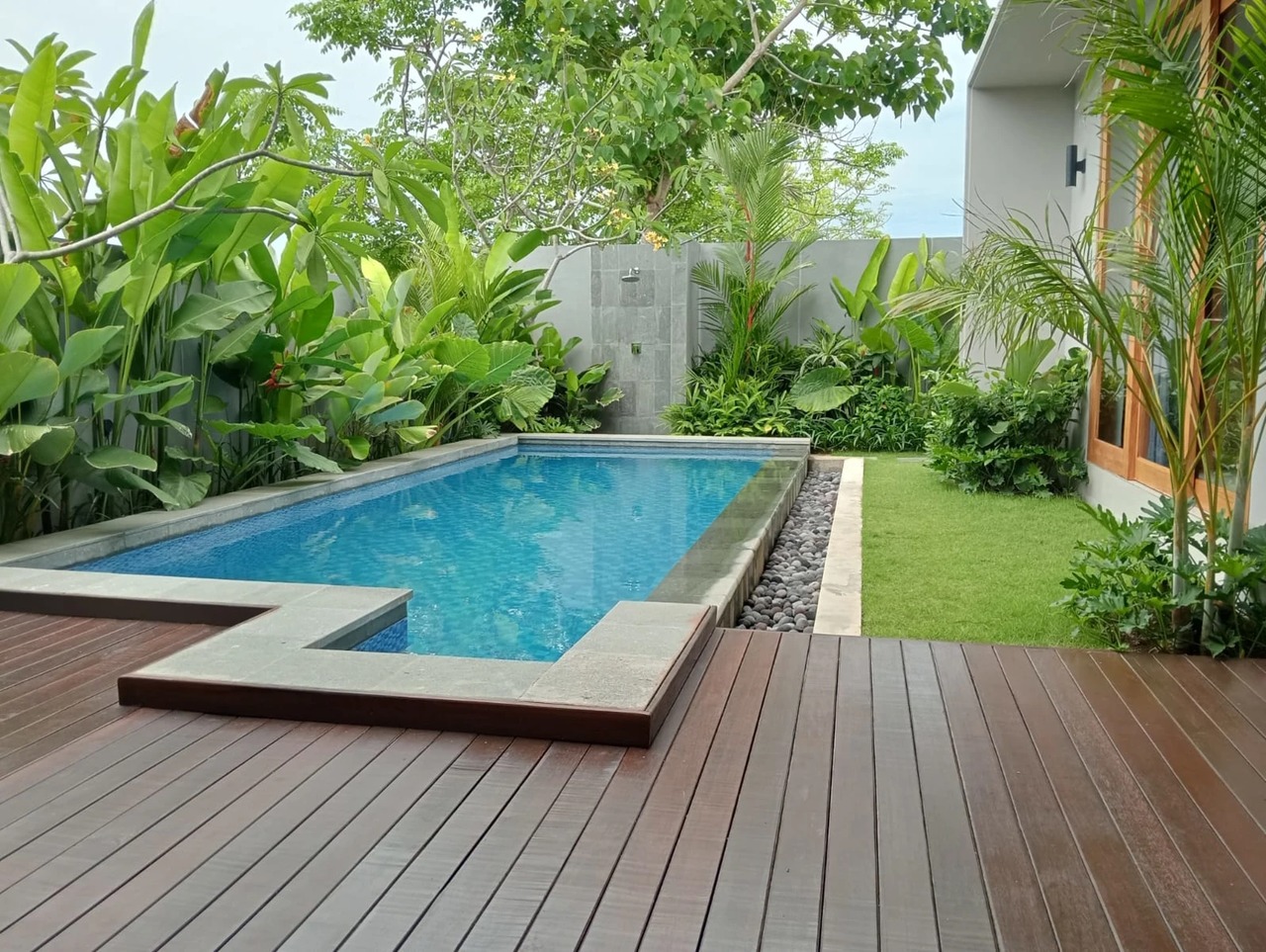 Modern 3BR Villa w/ Rooftop 