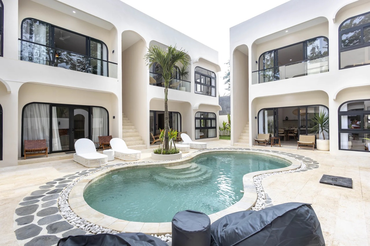Stylish 1BR Mediterranean Apartment