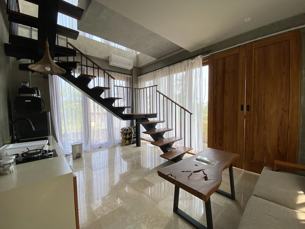 4BR Private Villa with Sea View - Cemagi
