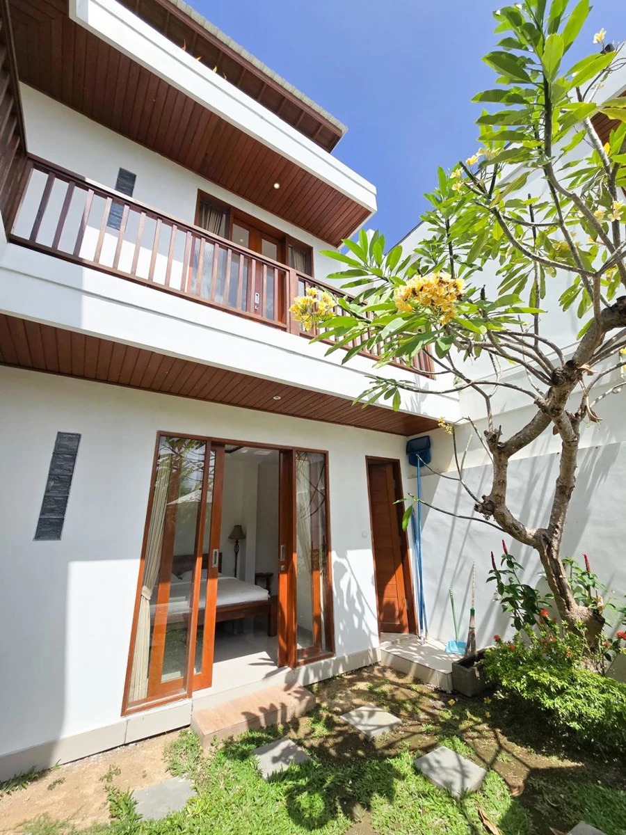 Villa with Pool & Scenic Rooftop Views