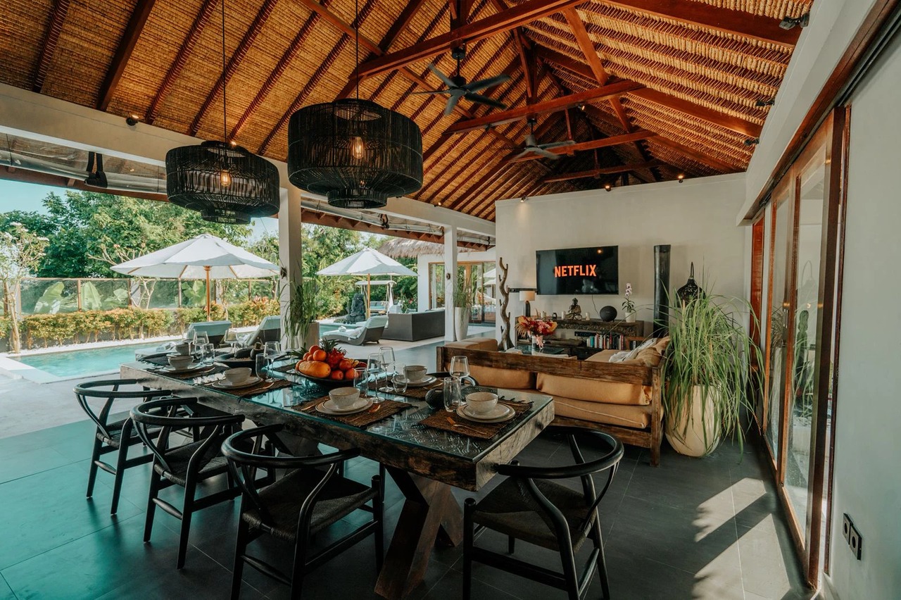 4BR Luxury Villa w/ Garden & Jungle View