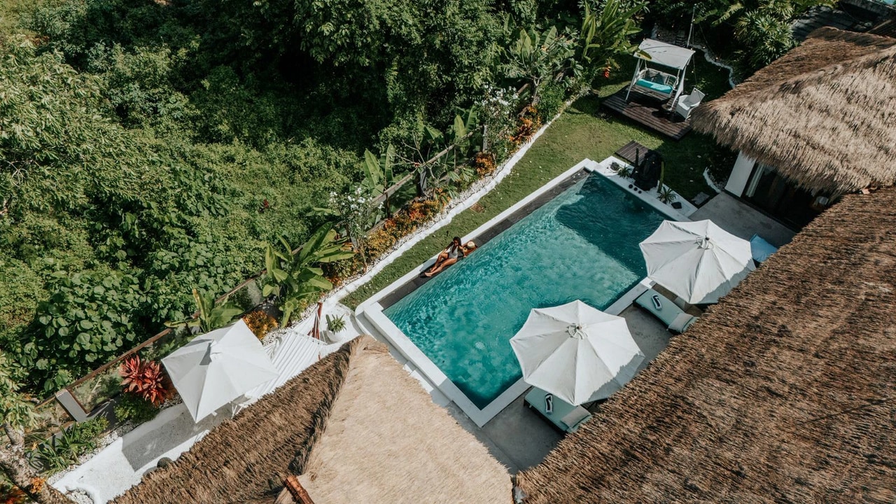 4BR Luxury Villa w/ Garden & Jungle View