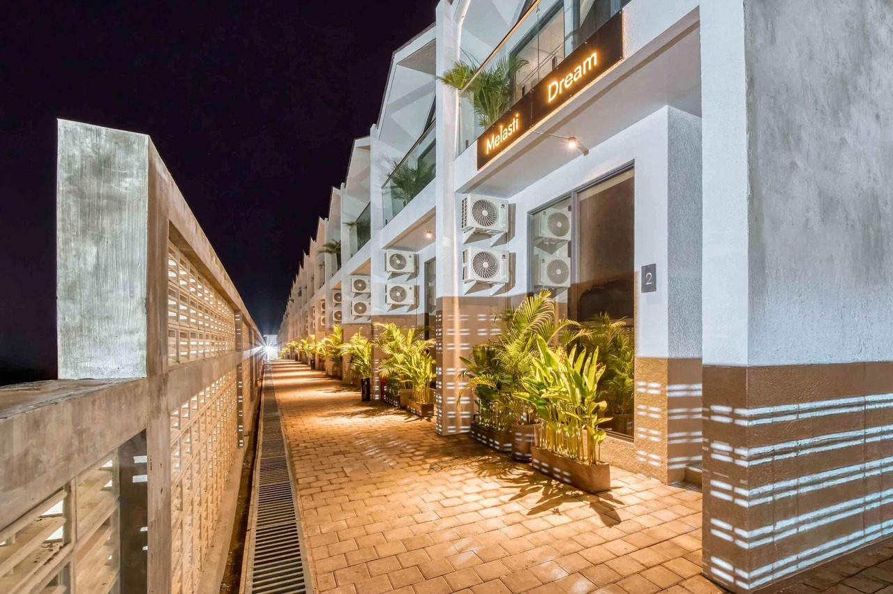 Modern 2BR Villa w/ Private Pool and Bal