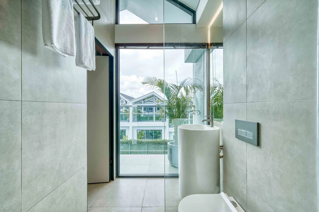 Modern 2BR Villa w/ Private Pool and Bal