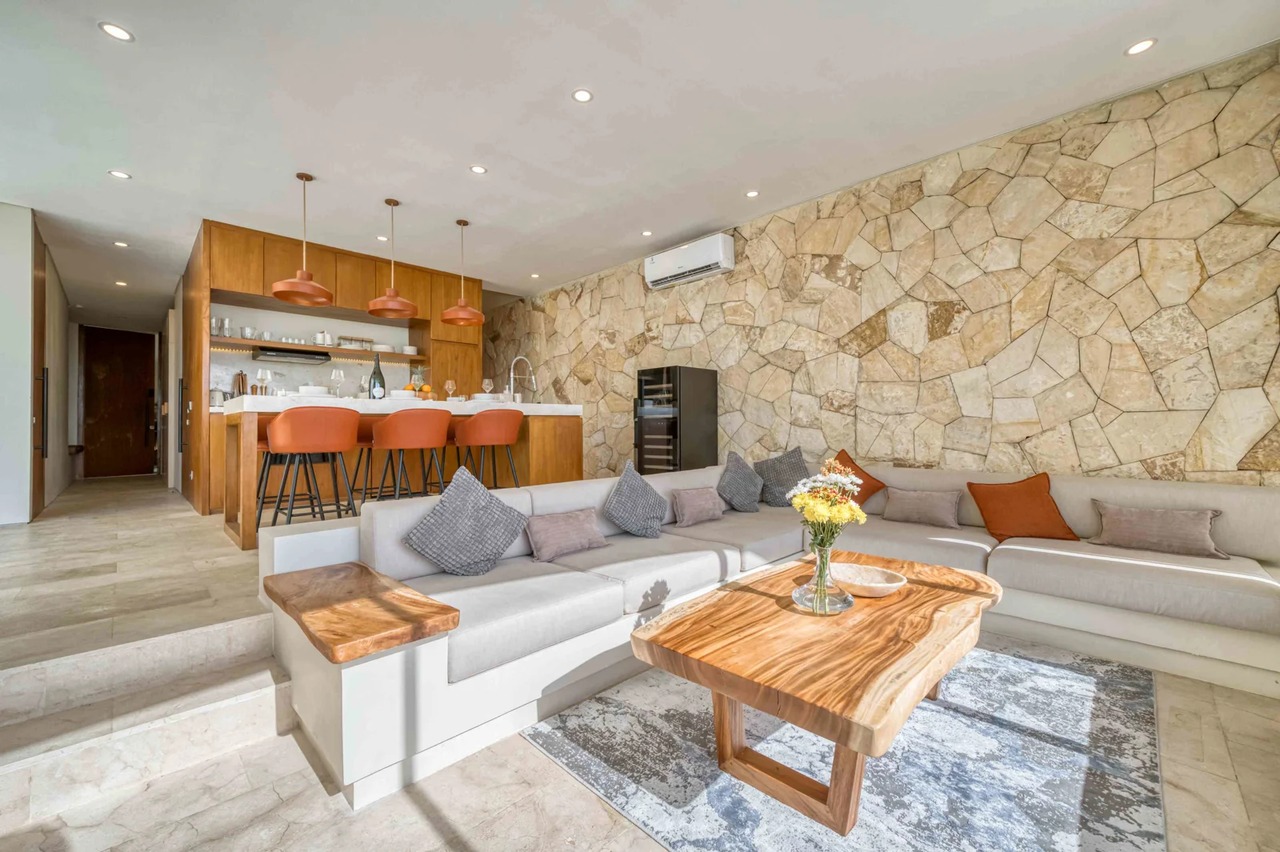 Luxury 3BR Villa w/ Rooftop Patio and Ja