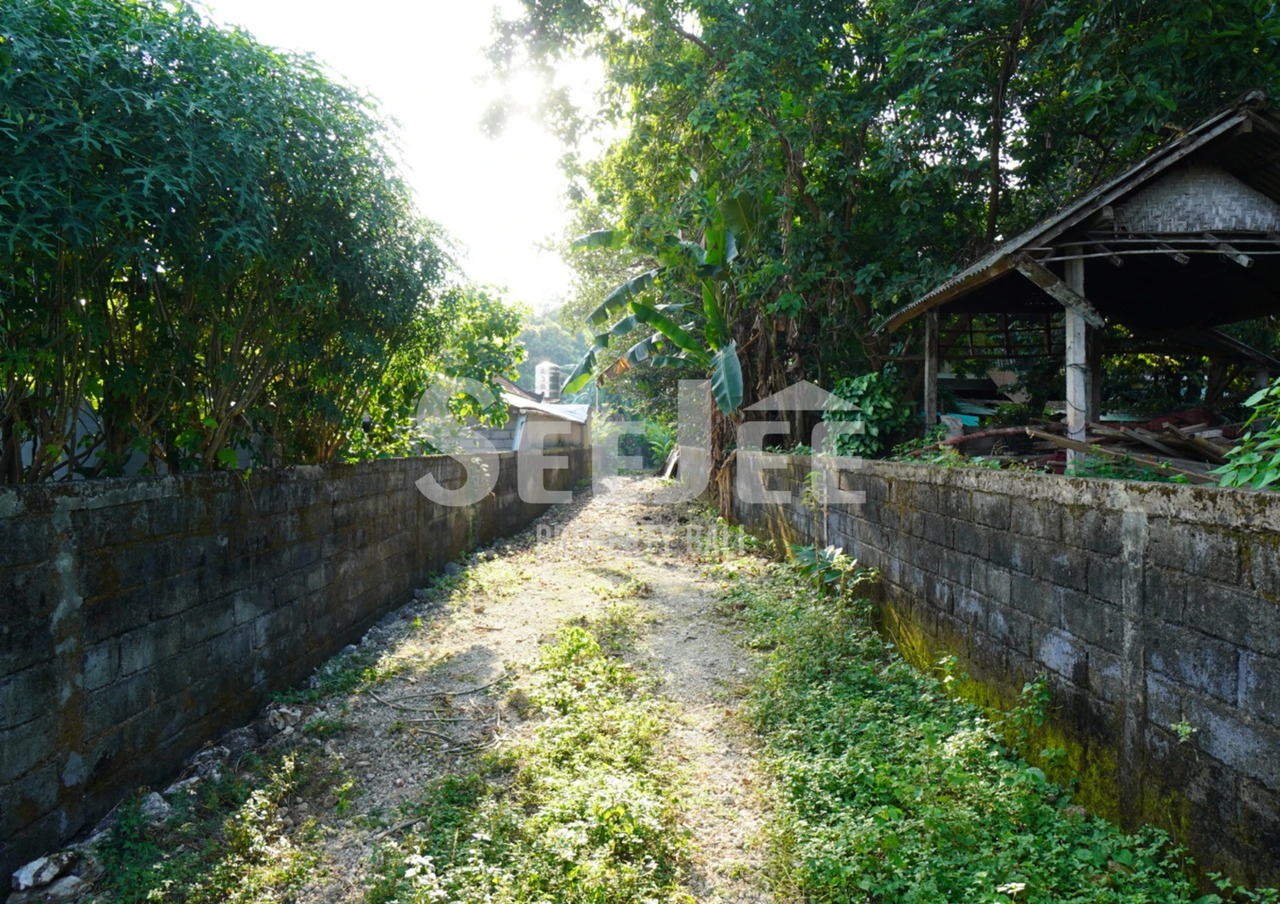 RIVERSIDE FREEHOLD IN KABA-KABA 