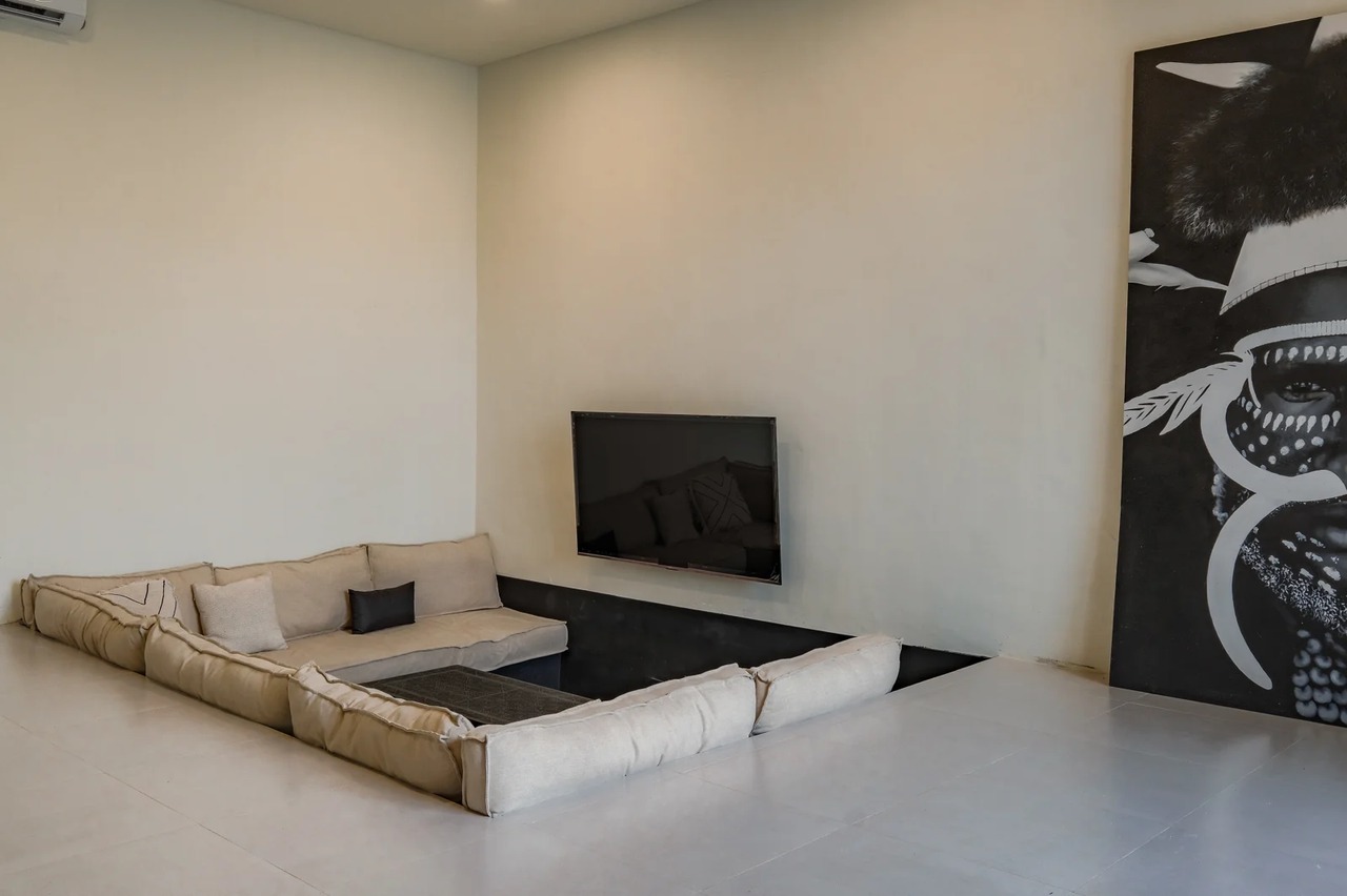 Luxury 2BR Villa w/ Rooftop Lounge