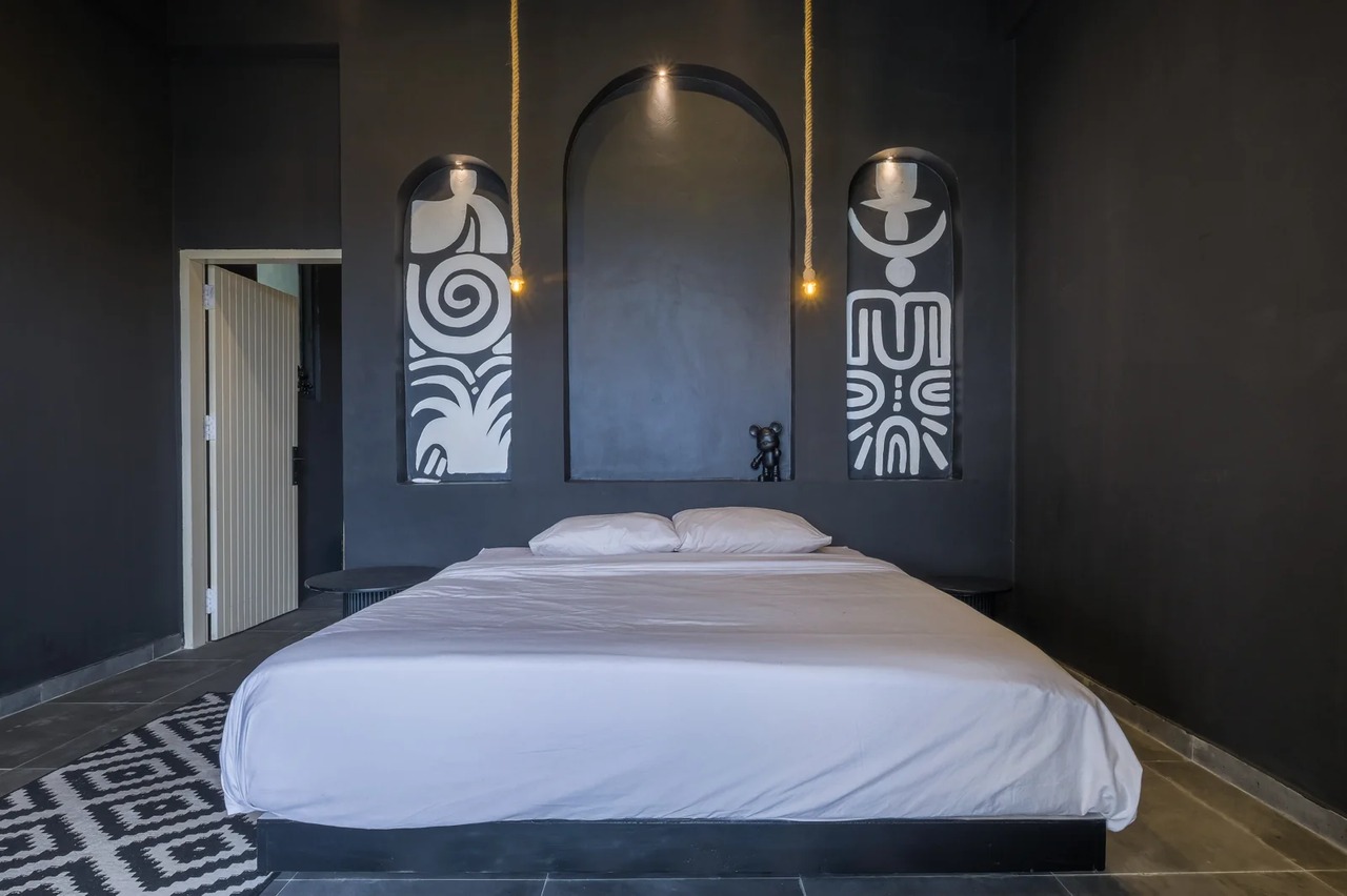 Luxury 2BR Villa w/ Rooftop Lounge