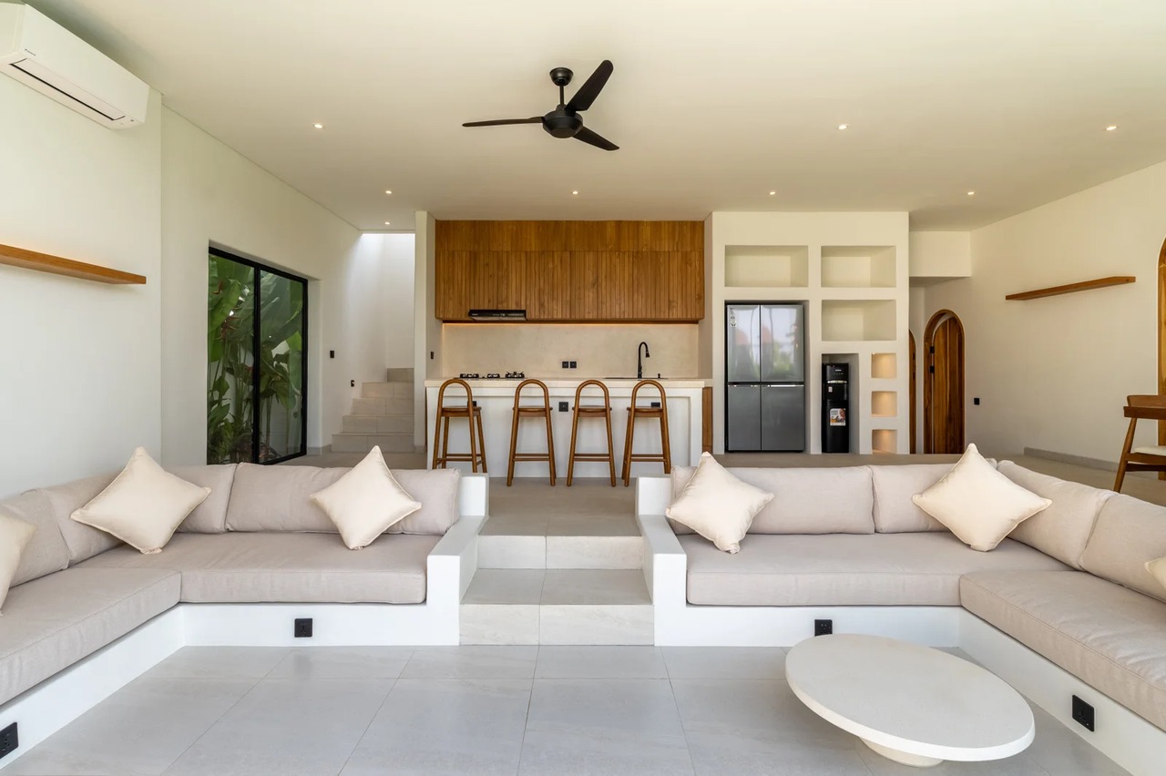 BRAND NEW LUXURY 3-BED VILLA IN SESEH