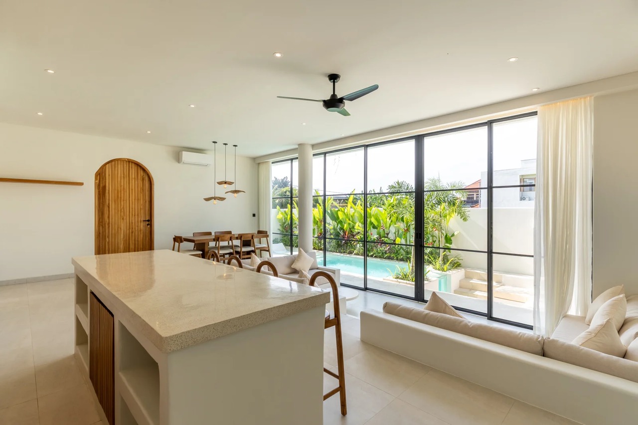 BRAND NEW LUXURY 3-BED VILLA IN SESEH