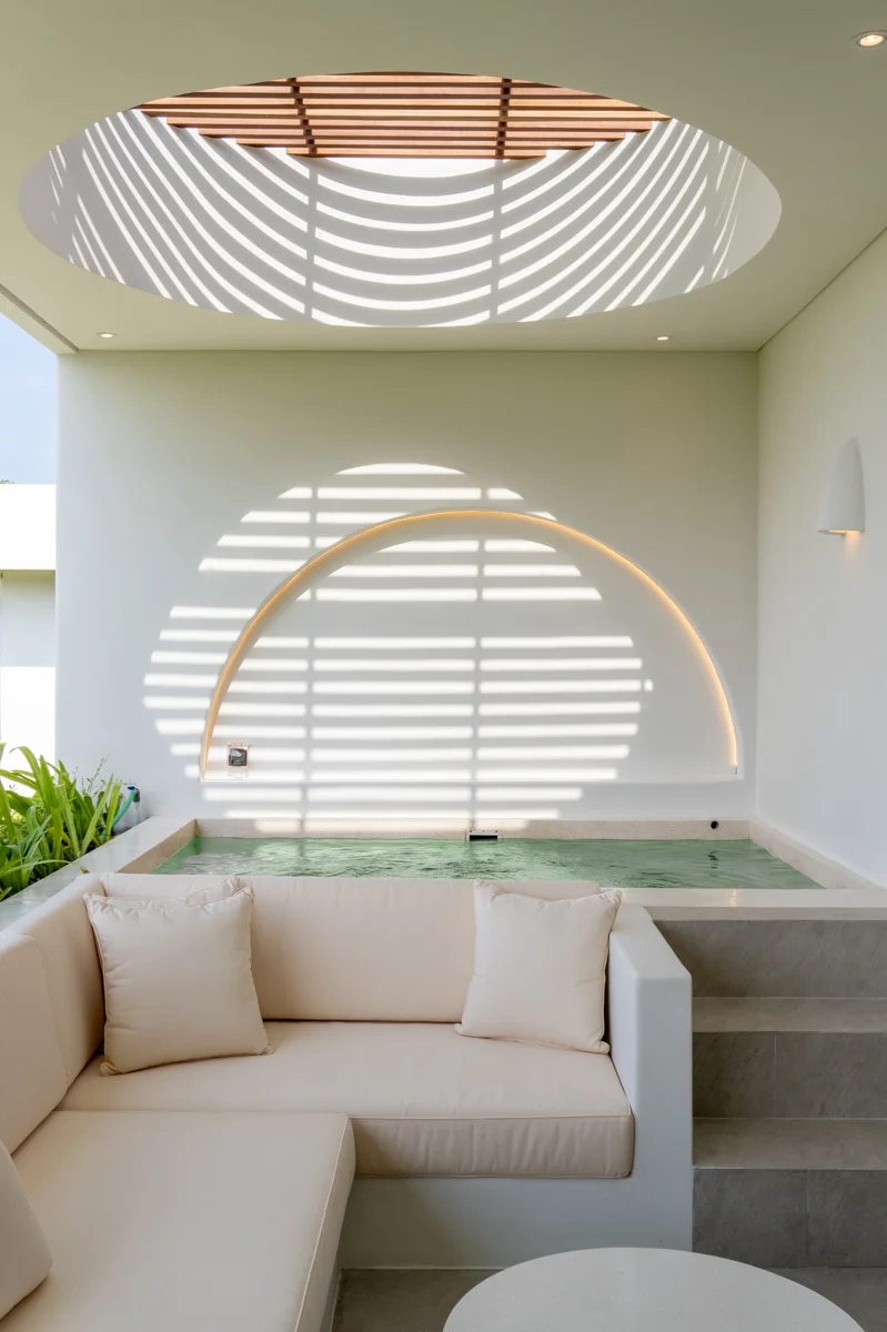 BRAND NEW LUXURY 3-BED VILLA IN SESEH