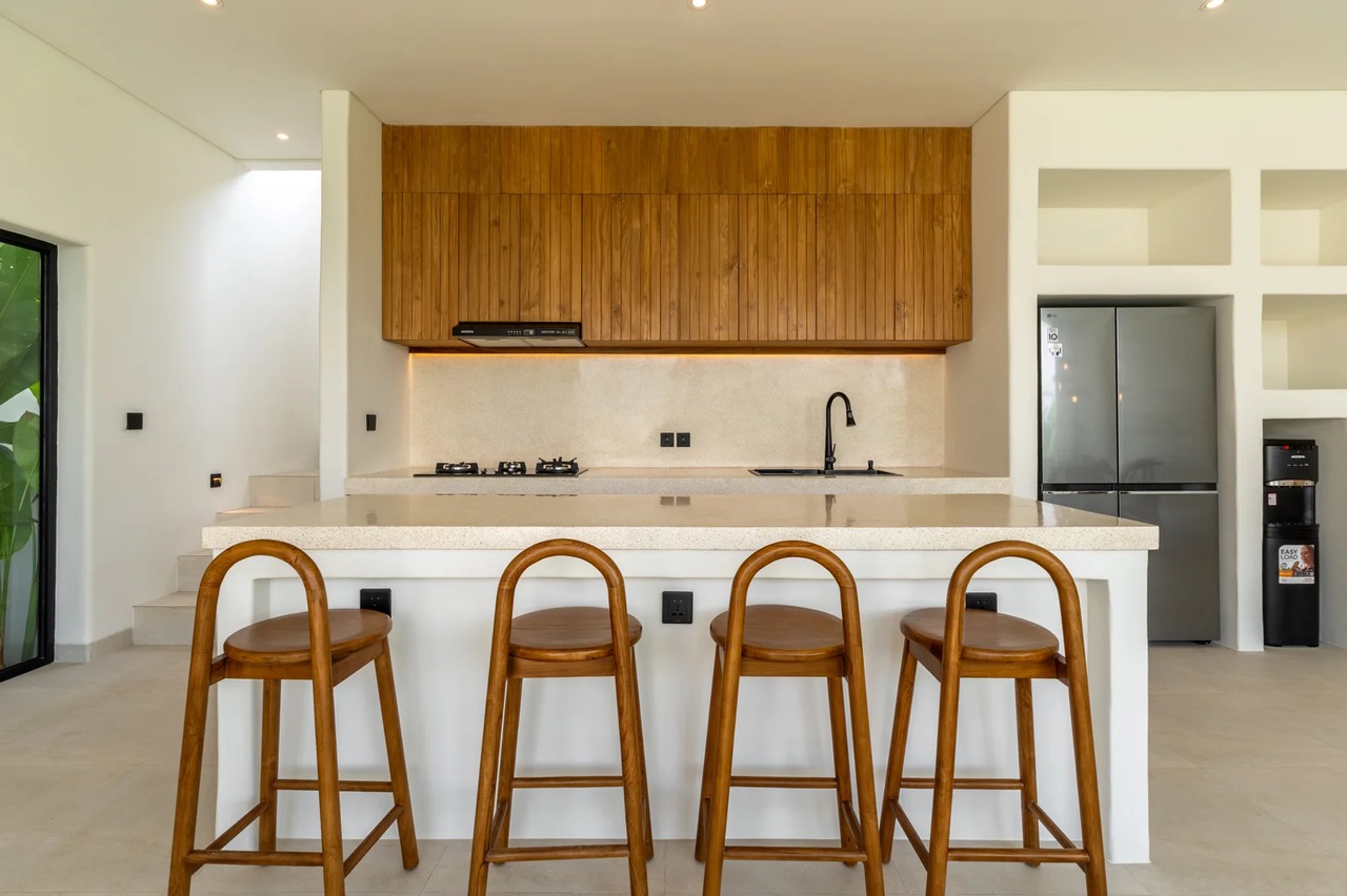 BRAND NEW LUXURY 3-BED VILLA IN SESEH