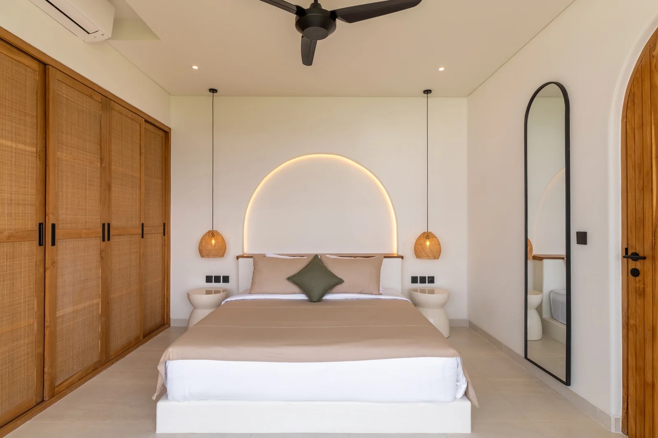 BRAND NEW LUXURY 3-BED VILLA IN SESEH