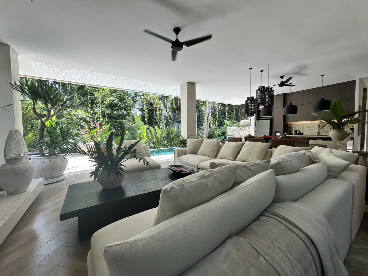  Modern Villa w/ Sunset & Jungle Forest 