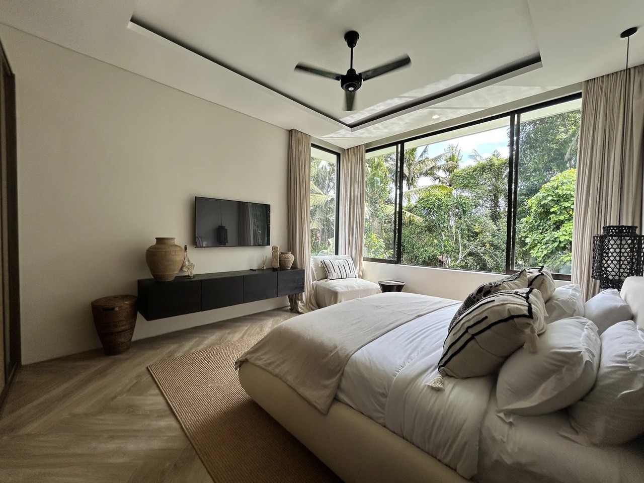  Modern Villa w/ Sunset & Jungle Forest 