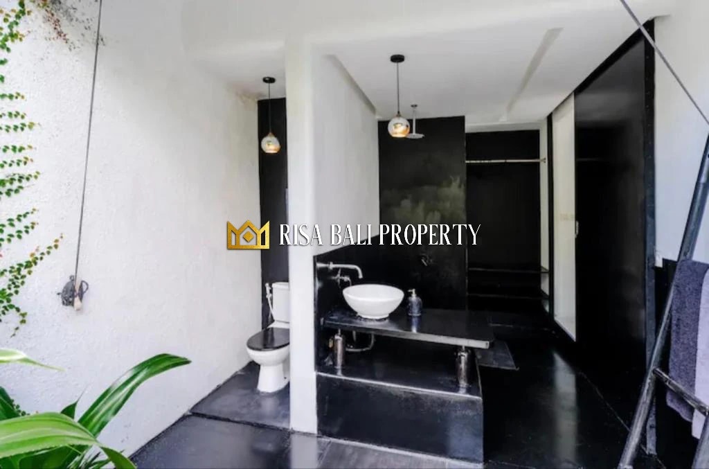 A PEACEFUL 2-BEDROOM VILLA 