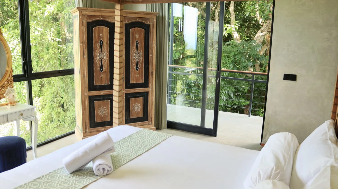 Rustic Tropical 2BR Townhouse w/ Ocean